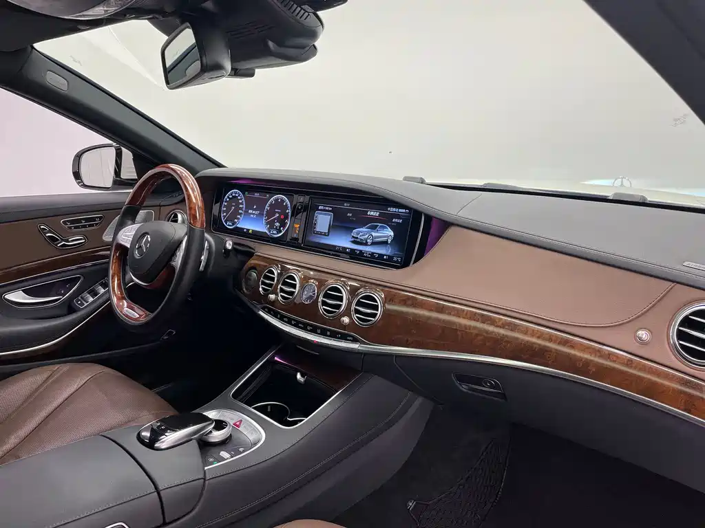 Mercedes-Benz S-Class — миниатюра 19