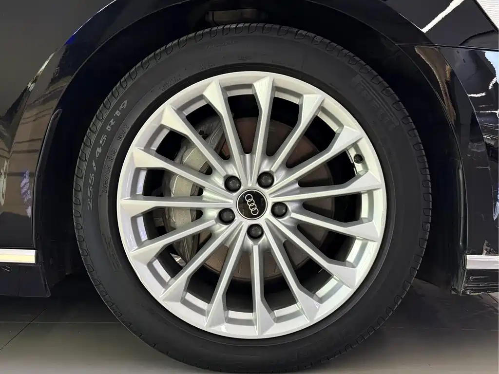 Audi A8 — миниатюра 17