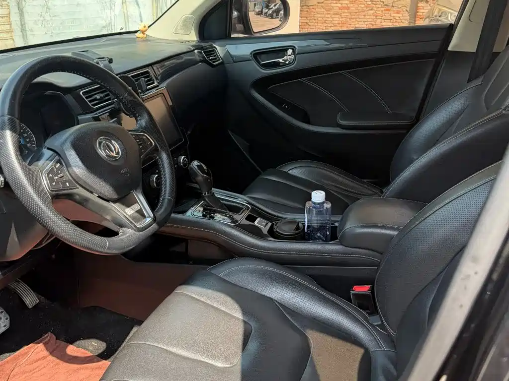 Dongfeng 580 2016 1.5T CVT Comfort