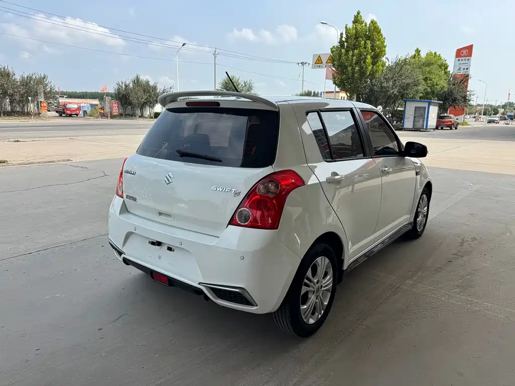 Suzuki Swift — миниатюра 18