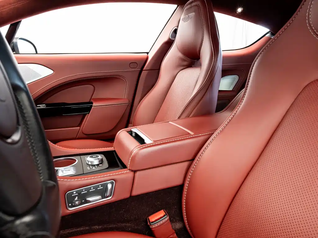 Aston Martin Rapide 2013 6.0L S