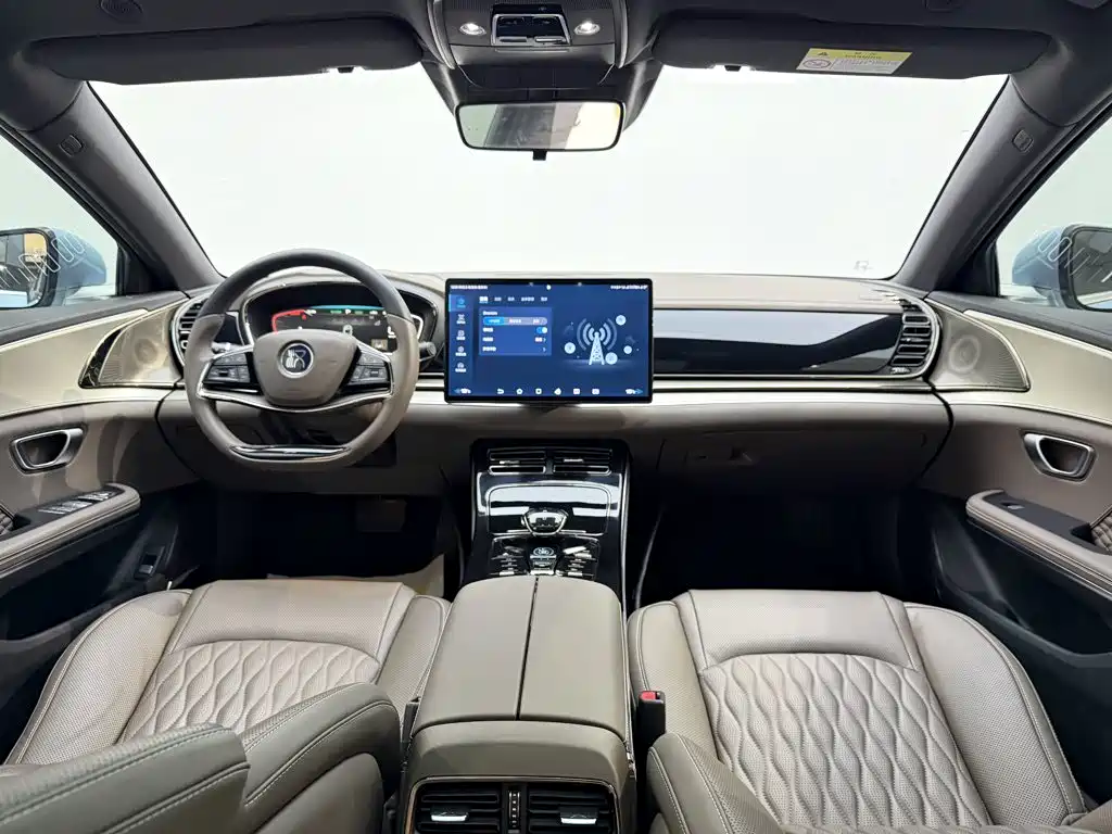 BYD Han — миниатюра 13