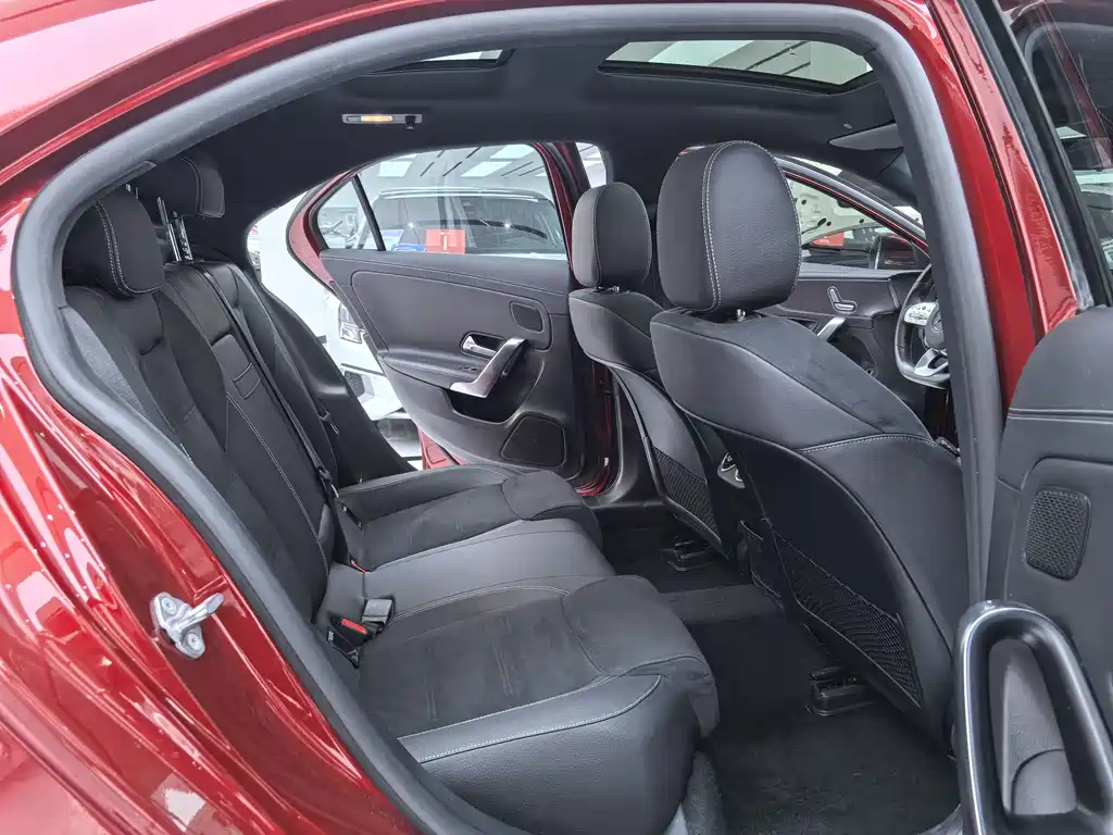 MERCEDES-BENZ A CLASS