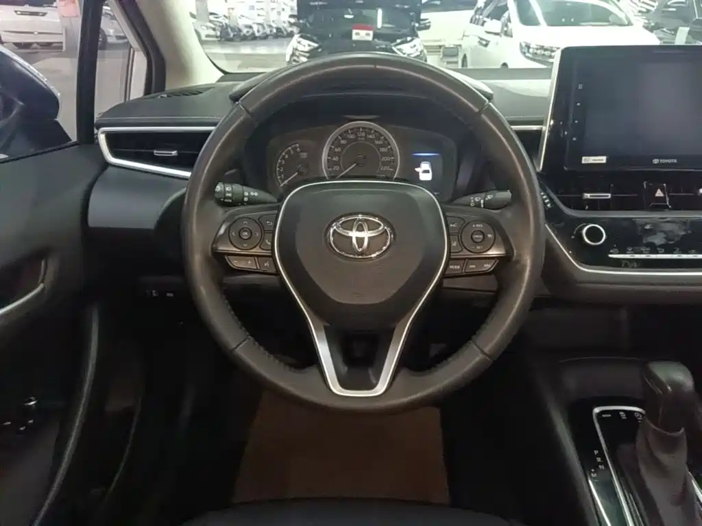 Toyota Corolla — миниатюра 11