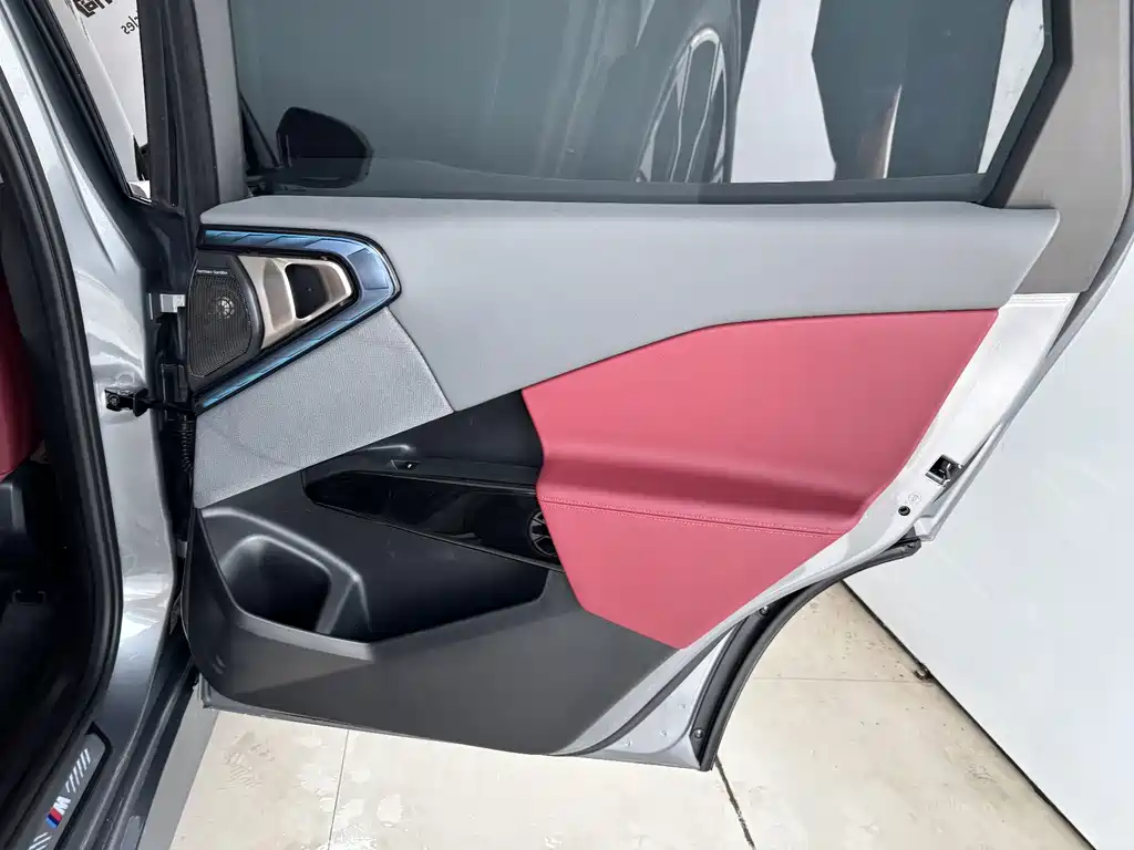 BMW X3 — миниатюра 22