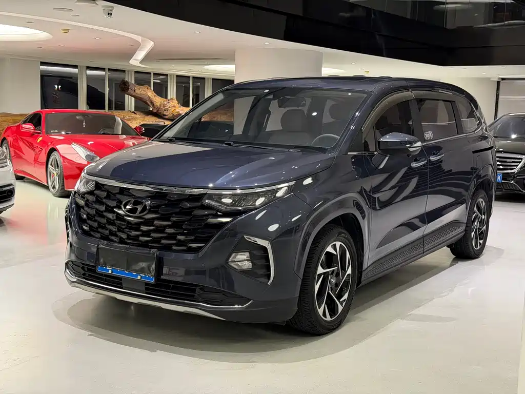 Hyundai Custo