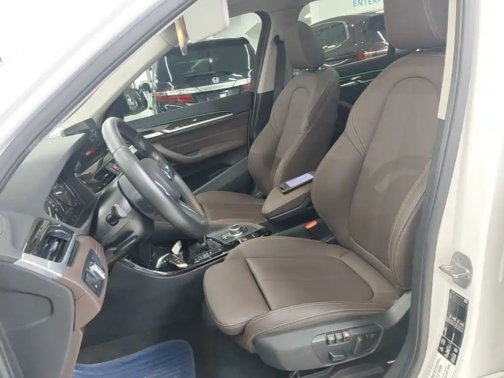 BMW X1 — миниатюра 15
