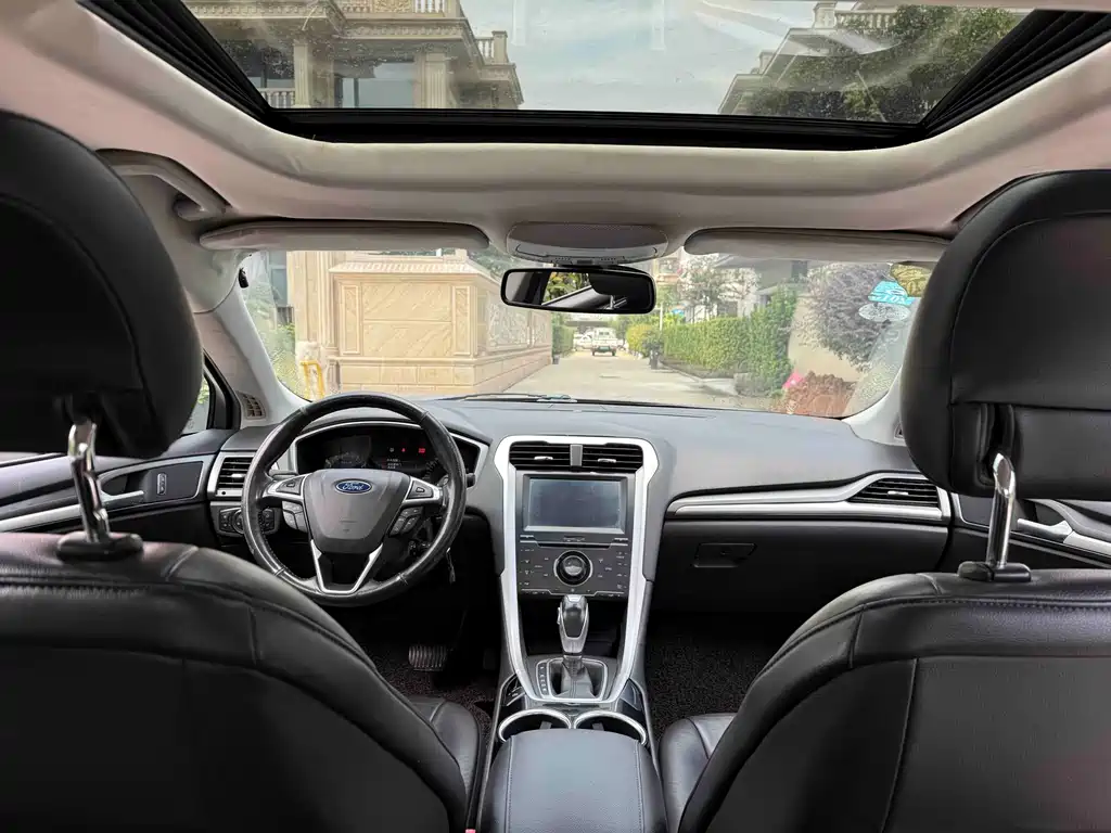 Ford Mondeo — миниатюра 5