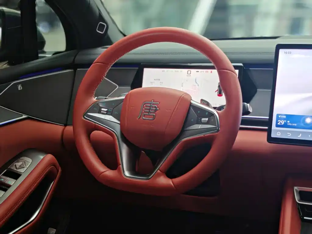 BYD Tang L — миниатюра 10