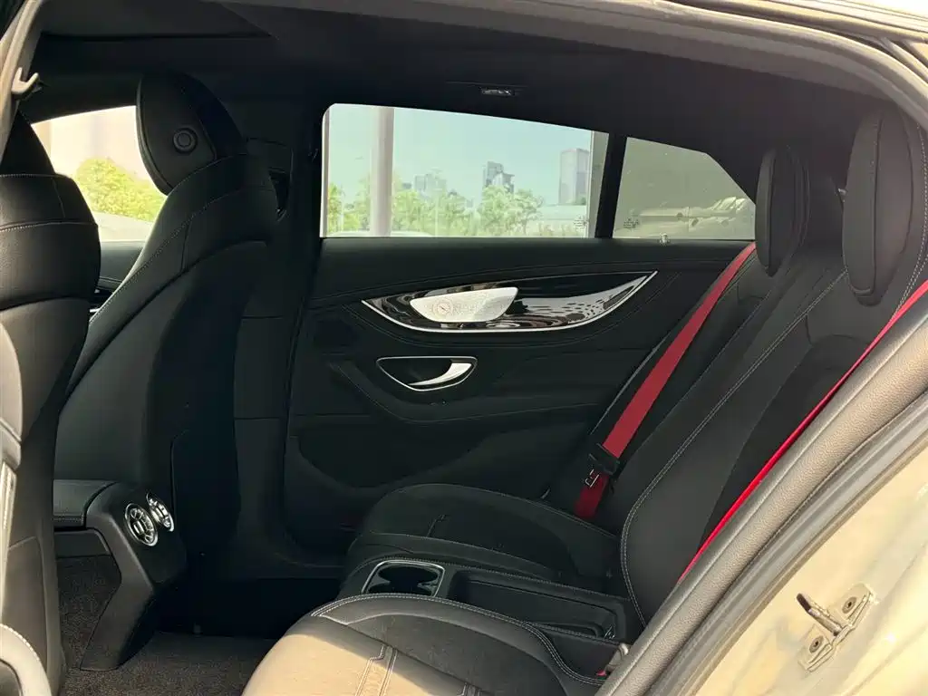 MERCEDES-BENZ AMG GT