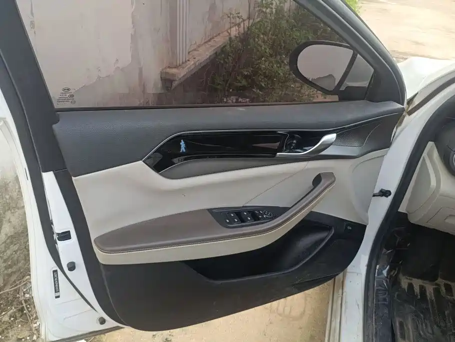 BYD Qin PLUS — миниатюра 7
