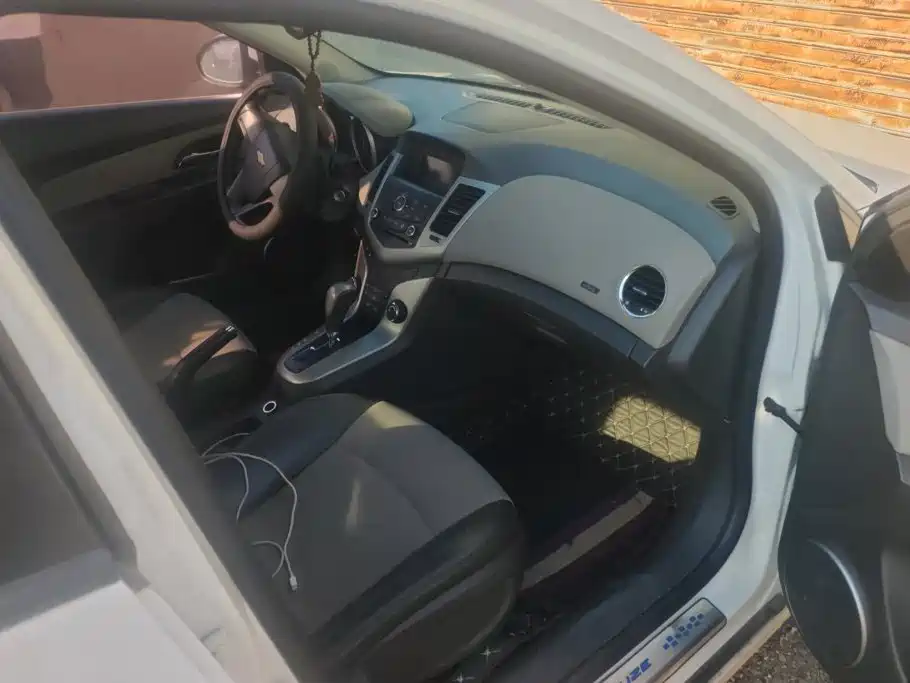Chevrolet Cruze — миниатюра 8