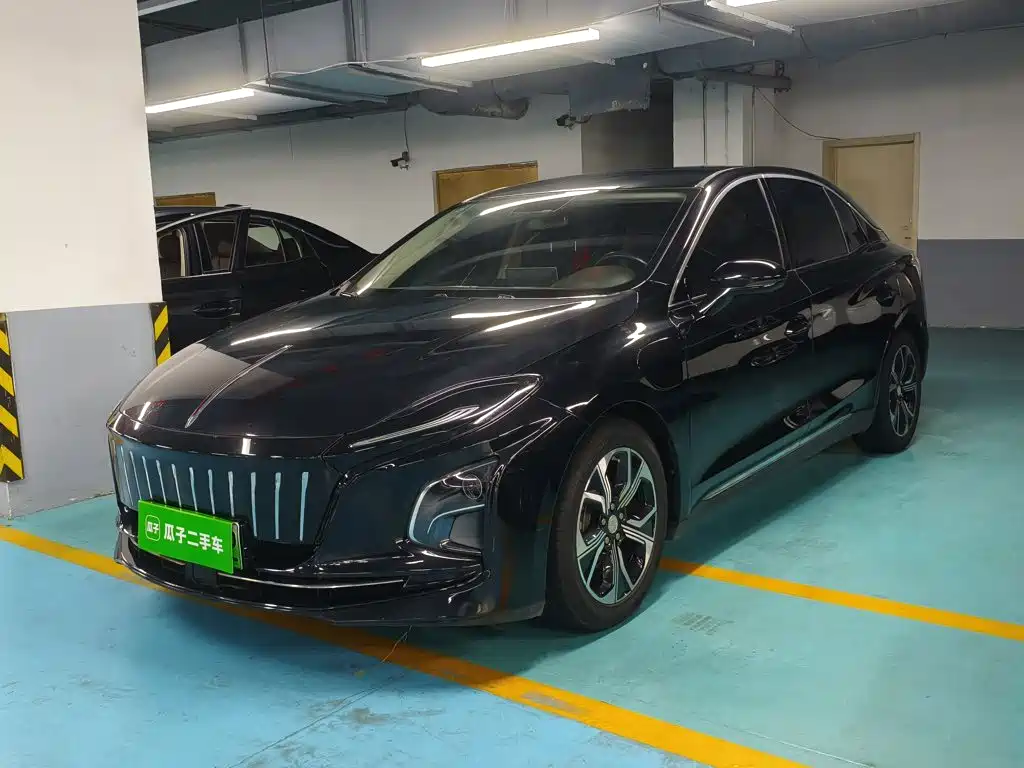 Hongqi Hongqi E-QM5 — миниатюра 2