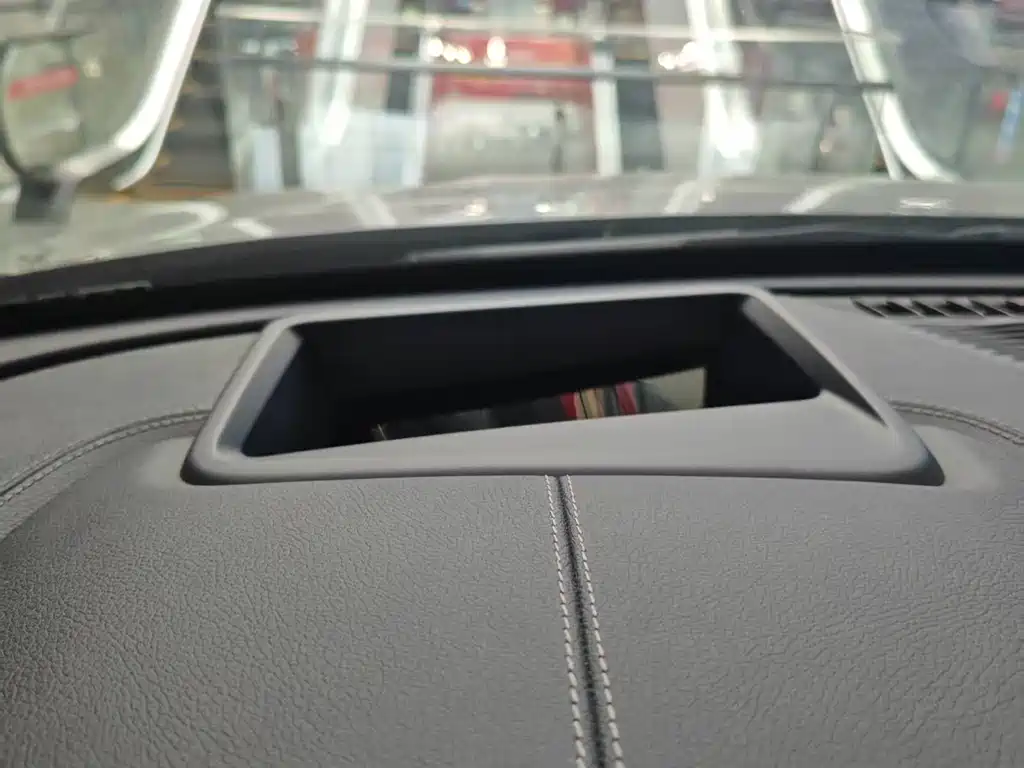BYD Tang New Energy — миниатюра 15
