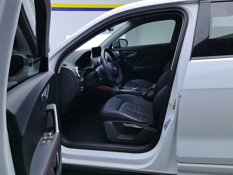 Audi Q2L — миниатюра 9