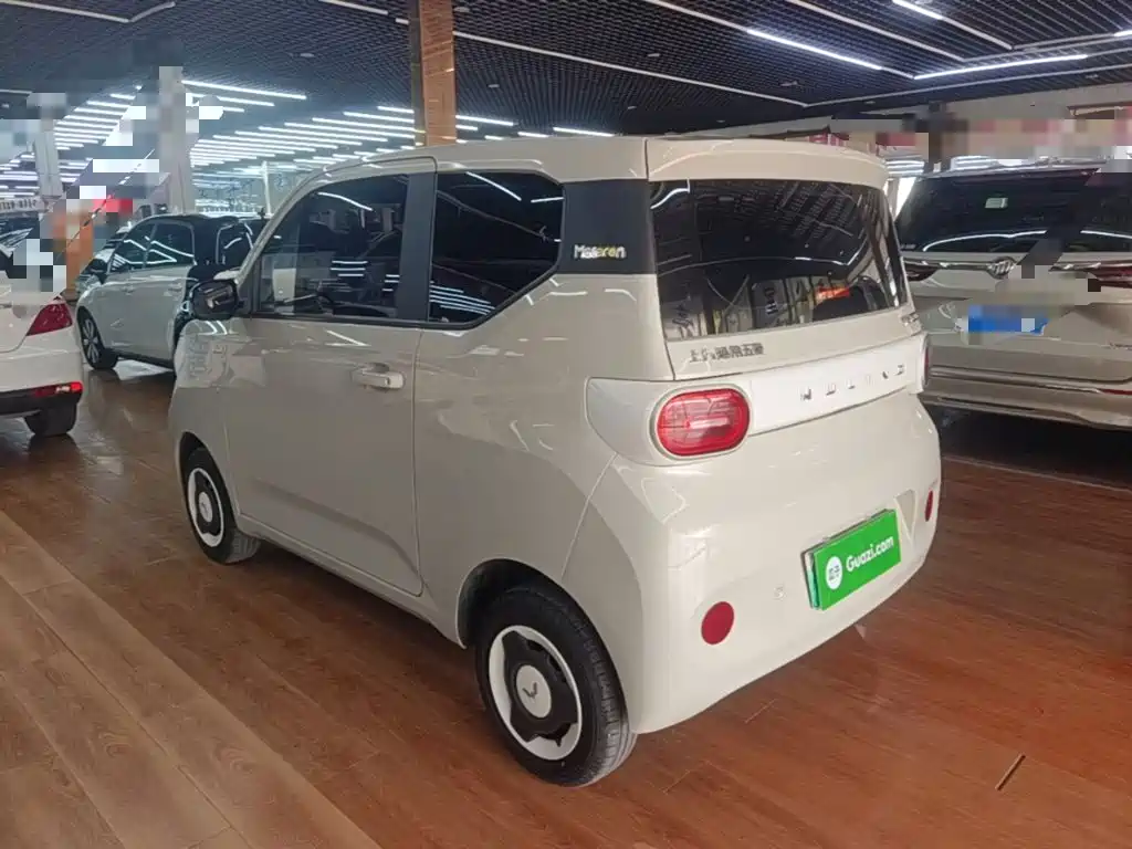 Wuling MINIEV — миниатюра 5