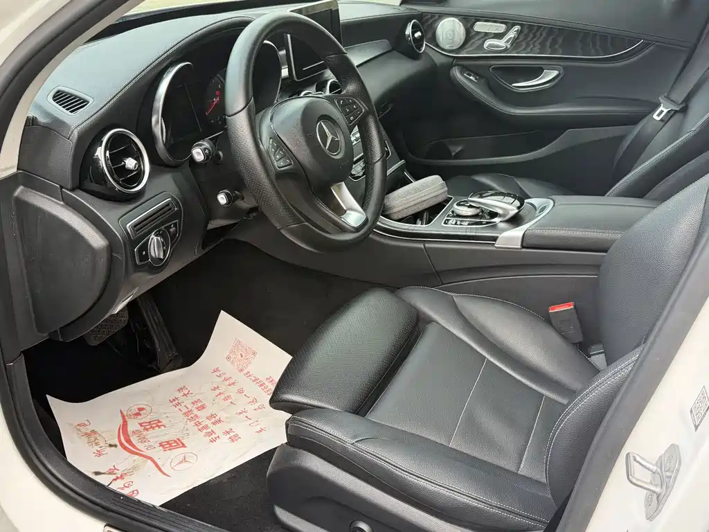 Mercedes-Benz C-Class — миниатюра 5