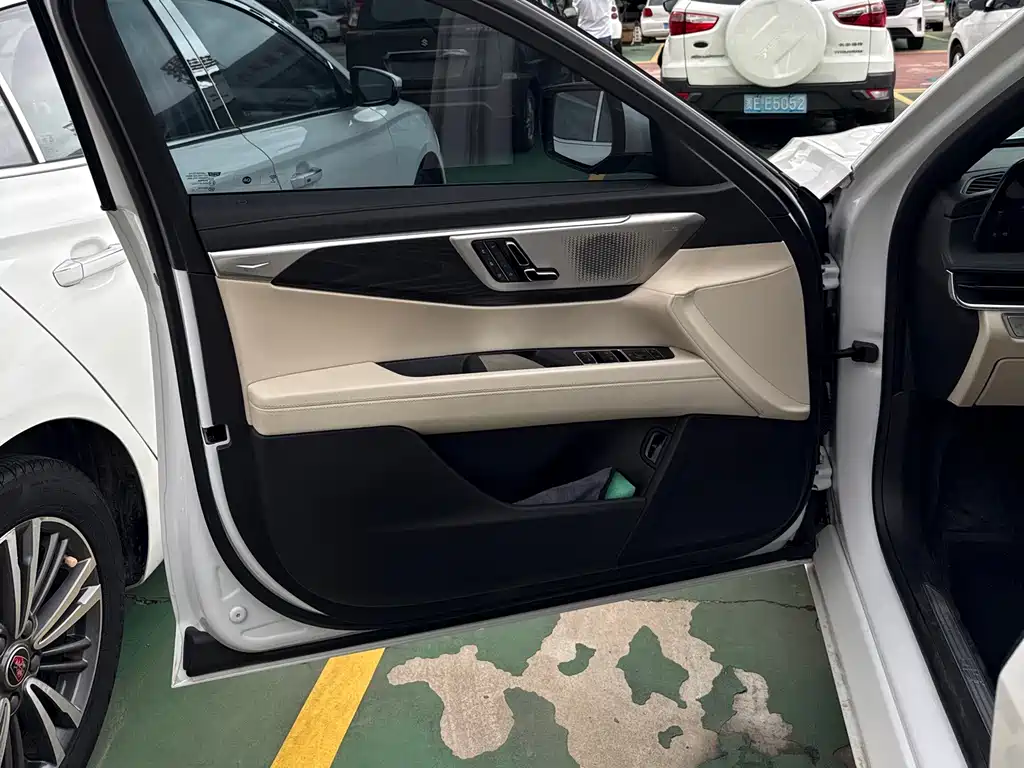 Cadillac CT6 2023 28T Luxury