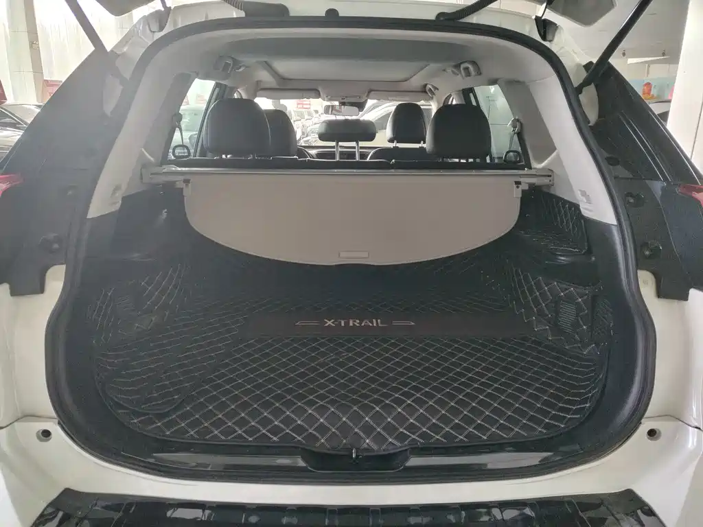 Nissan X-Trail — миниатюра 10
