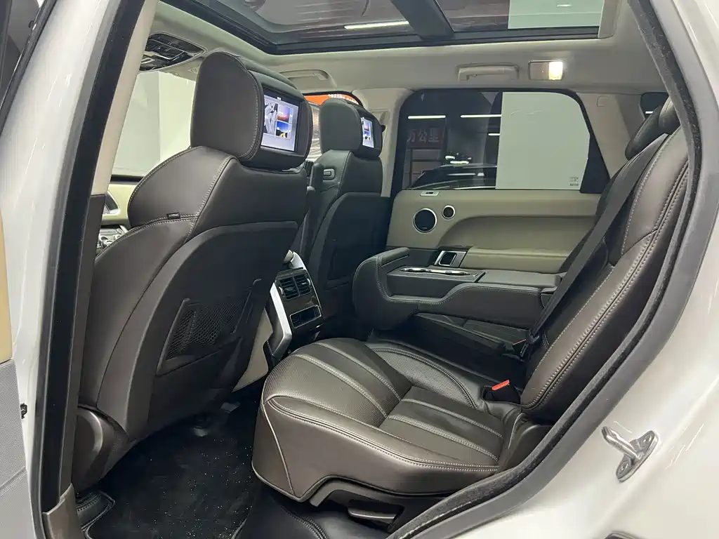 Land Rover Sport — миниатюра 4