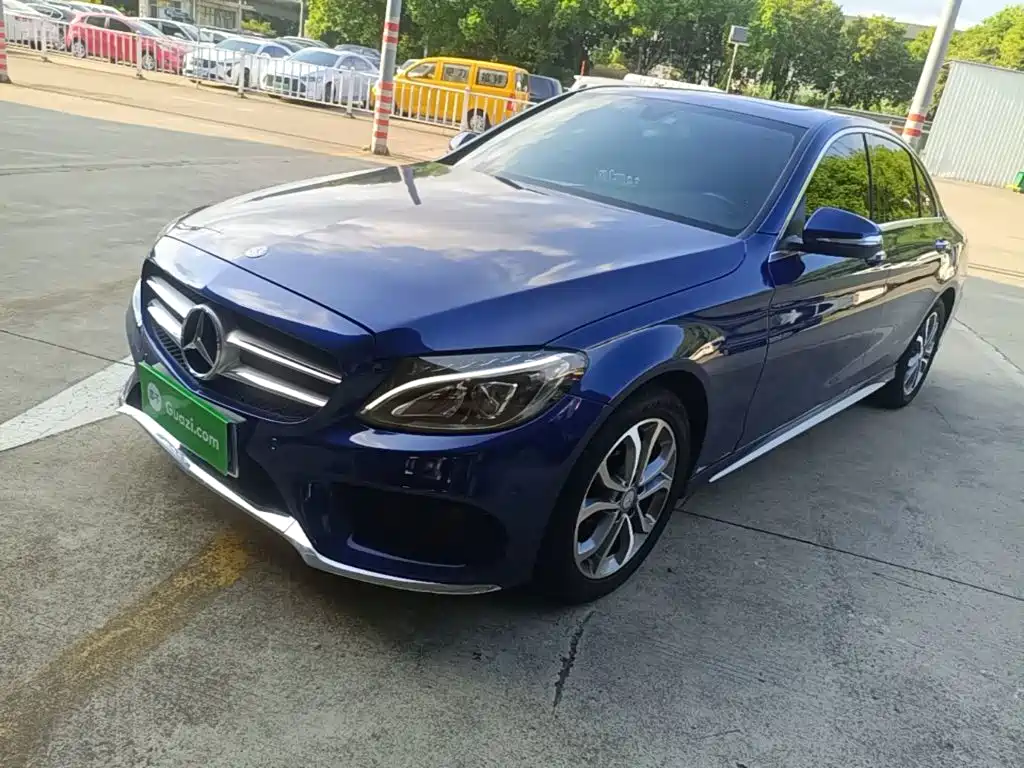 Mercedes-Benz C-Class — миниатюра 2
