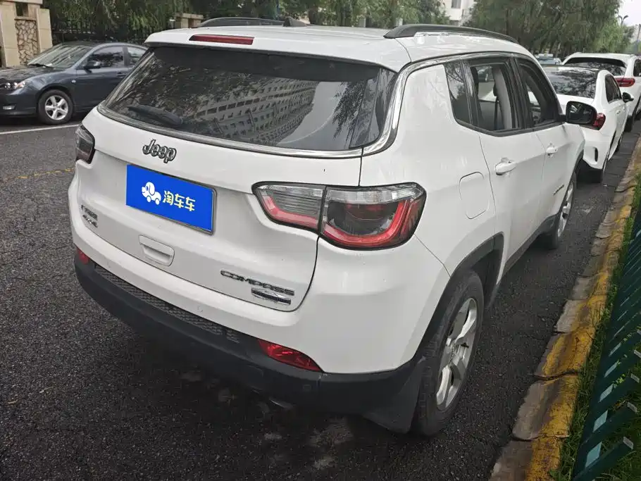 Jeep Compass — миниатюра 3