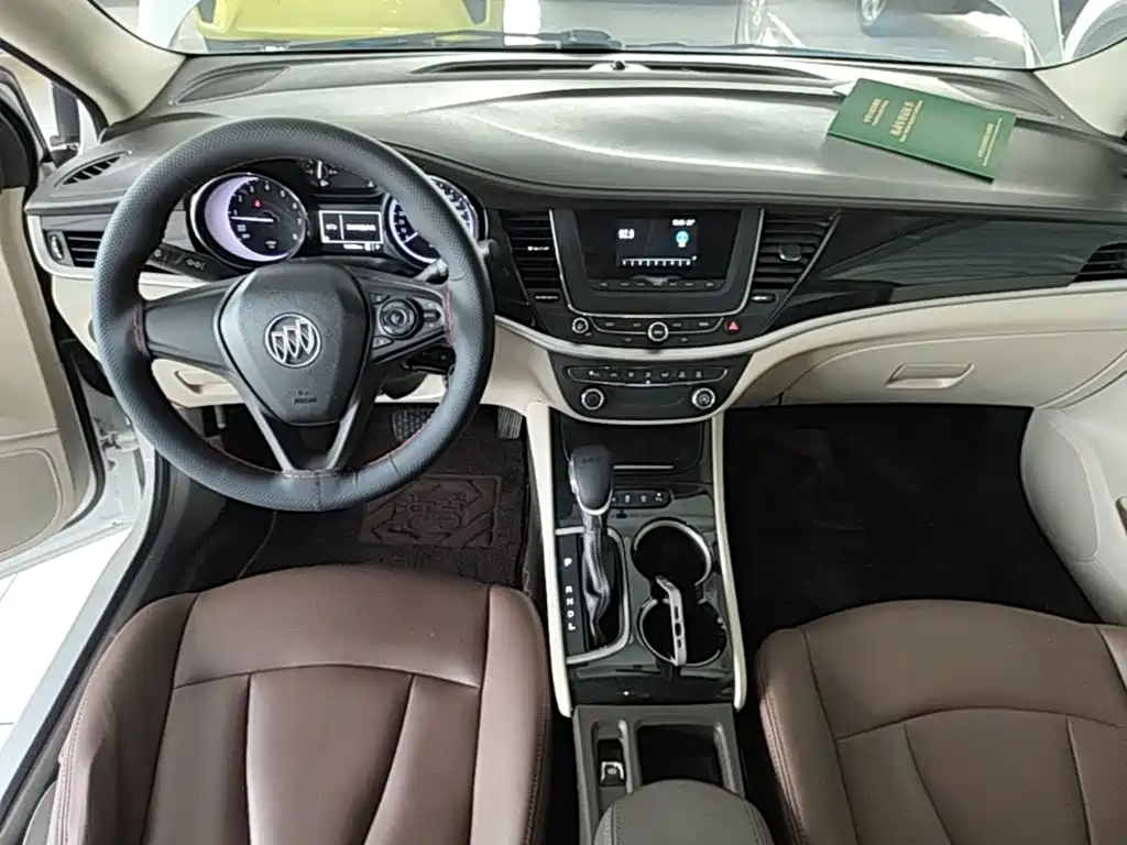 Buick Verano — миниатюра 10