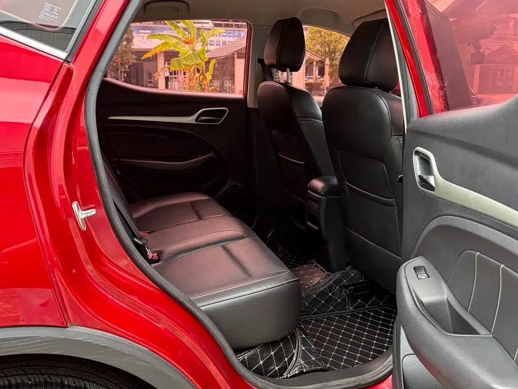 MG ZS — миниатюра 12