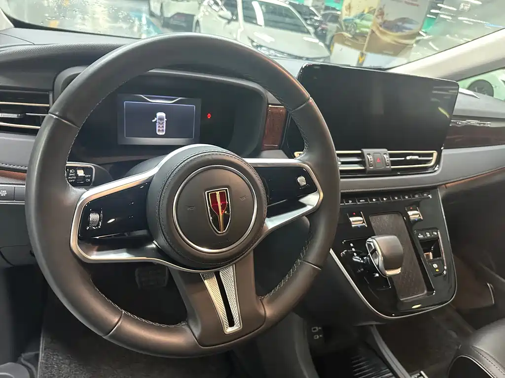Hongqi Hongqi HQ9 PHEV — миниатюра 7