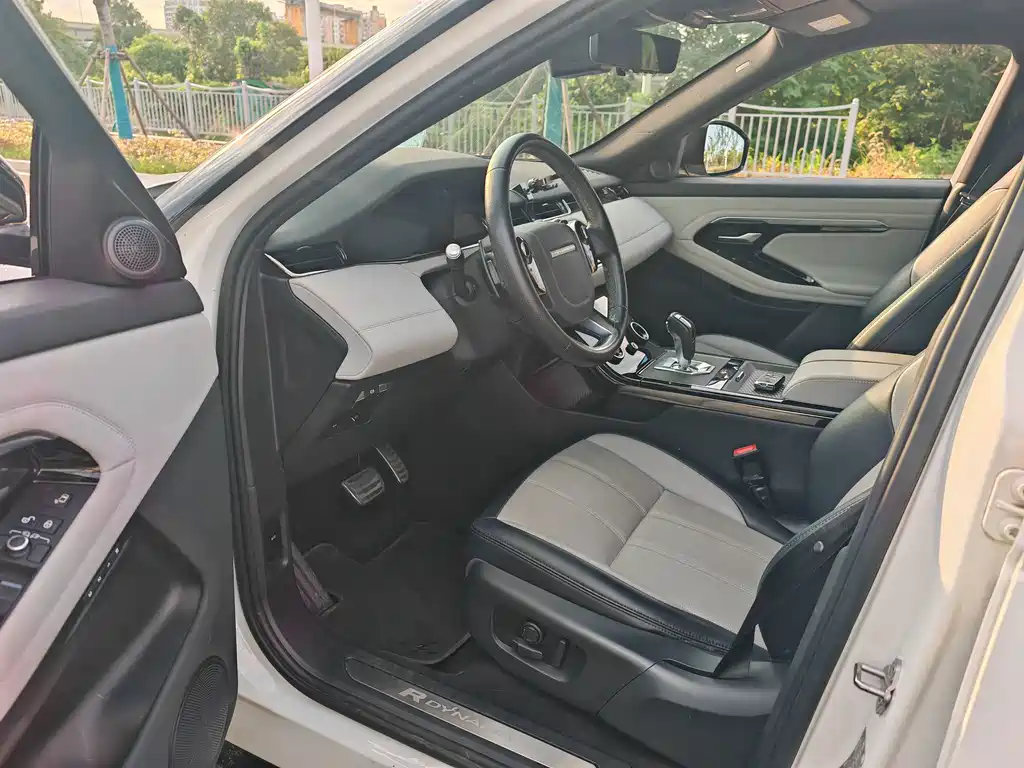 Land Rover Evoque — миниатюра 4