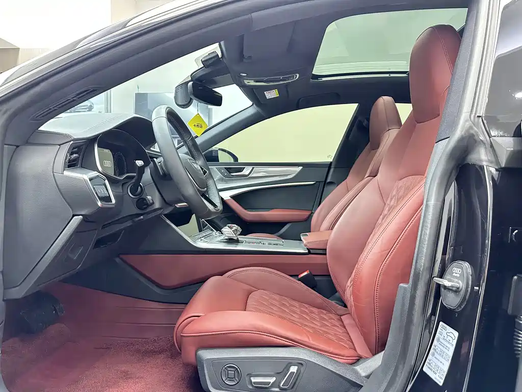 Audi A7L — миниатюра 11