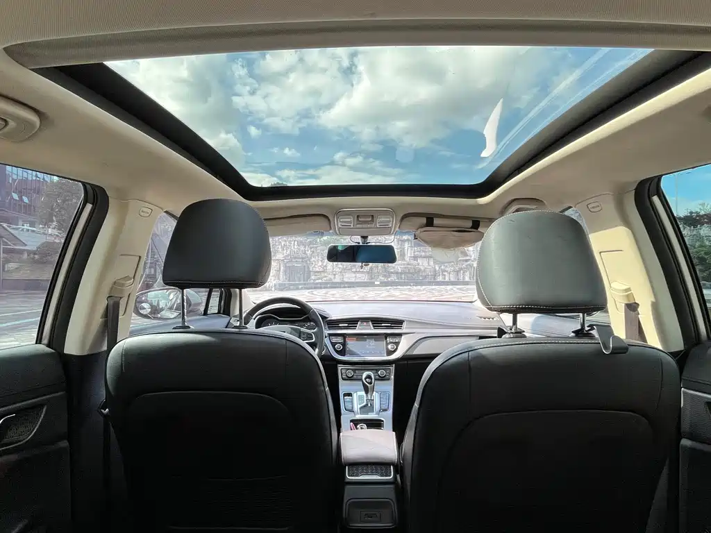 Geely Emgrand GS — миниатюра 14