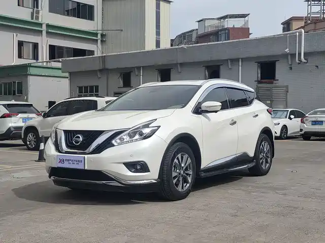NISSAN LOULAN 2021