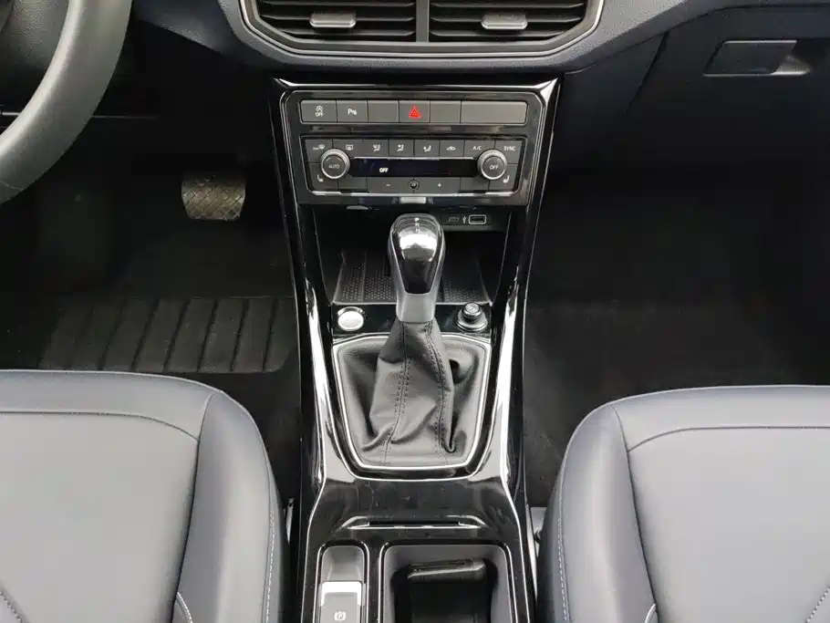 Volkswagen Tharu — миниатюра 16