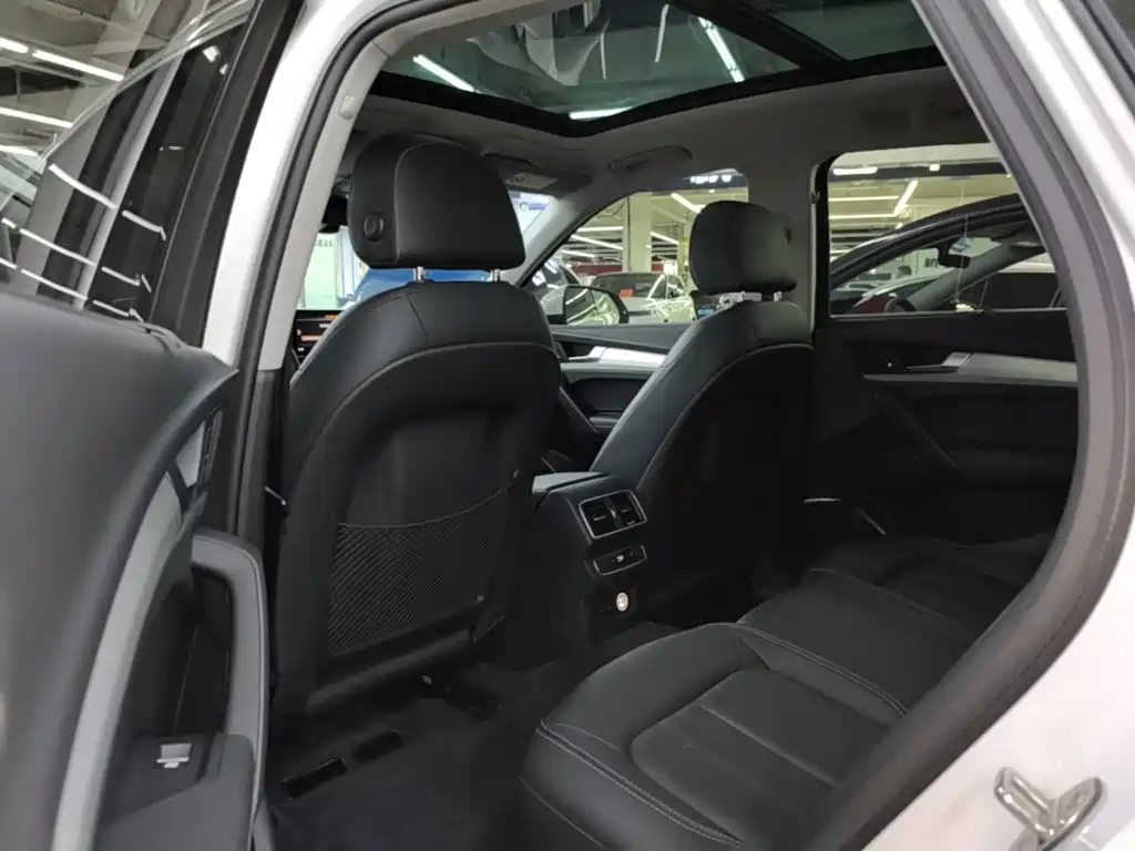 Audi Q5L — миниатюра 17