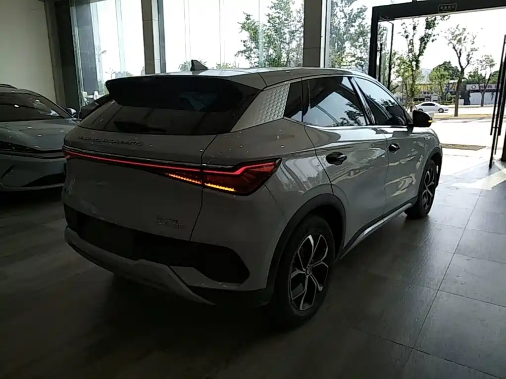 BYD Yuan Plus — миниатюра 7