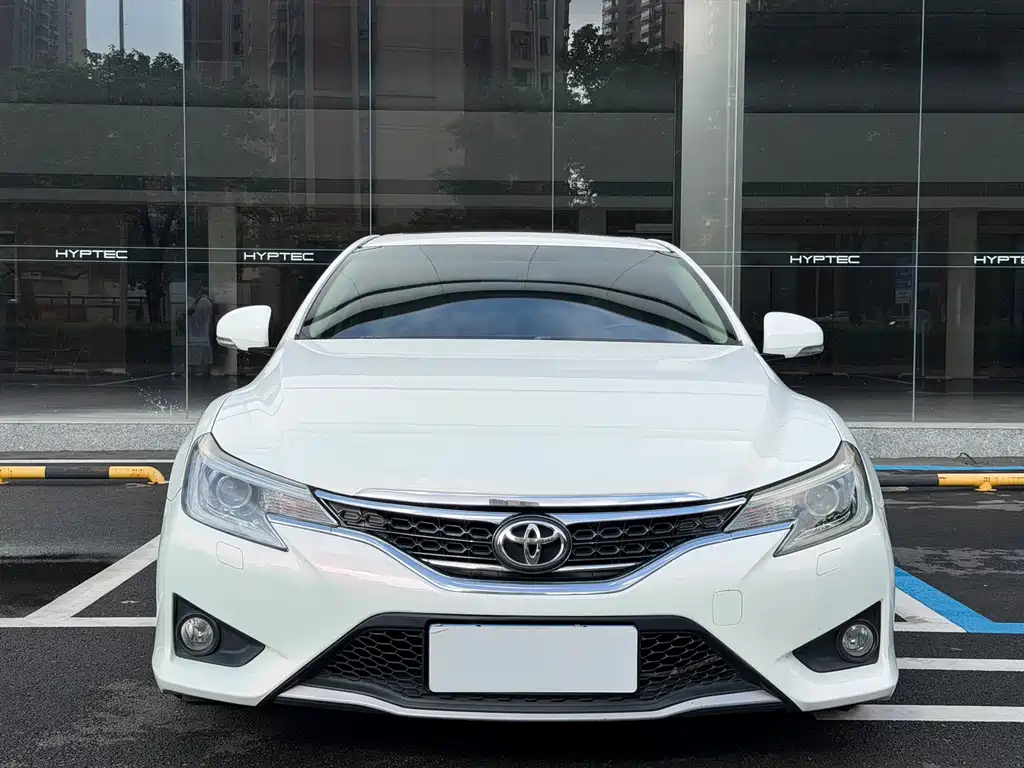 Toyota Reiz — миниатюра 2