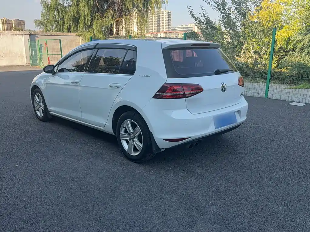 Volkswagen Golf — миниатюра 9