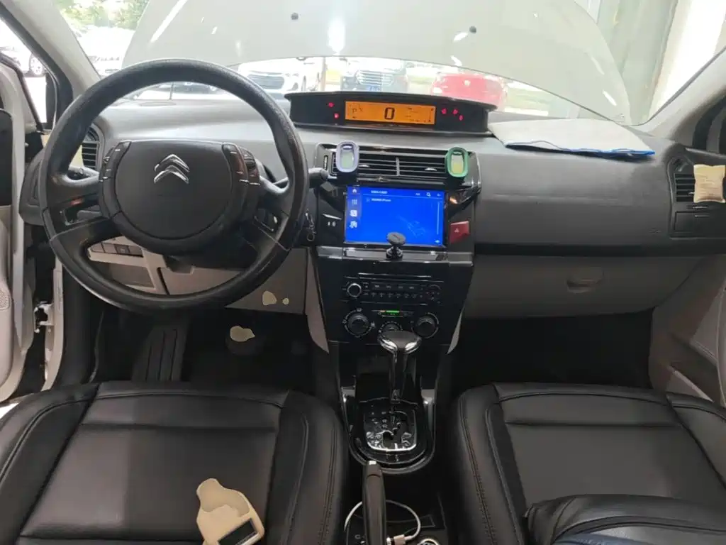 Citroen C-Quatre — миниатюра 10
