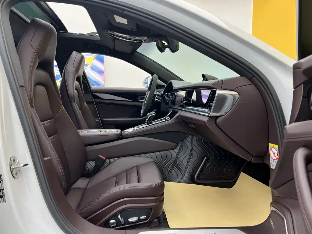 Porsche Panamera — миниатюра 19