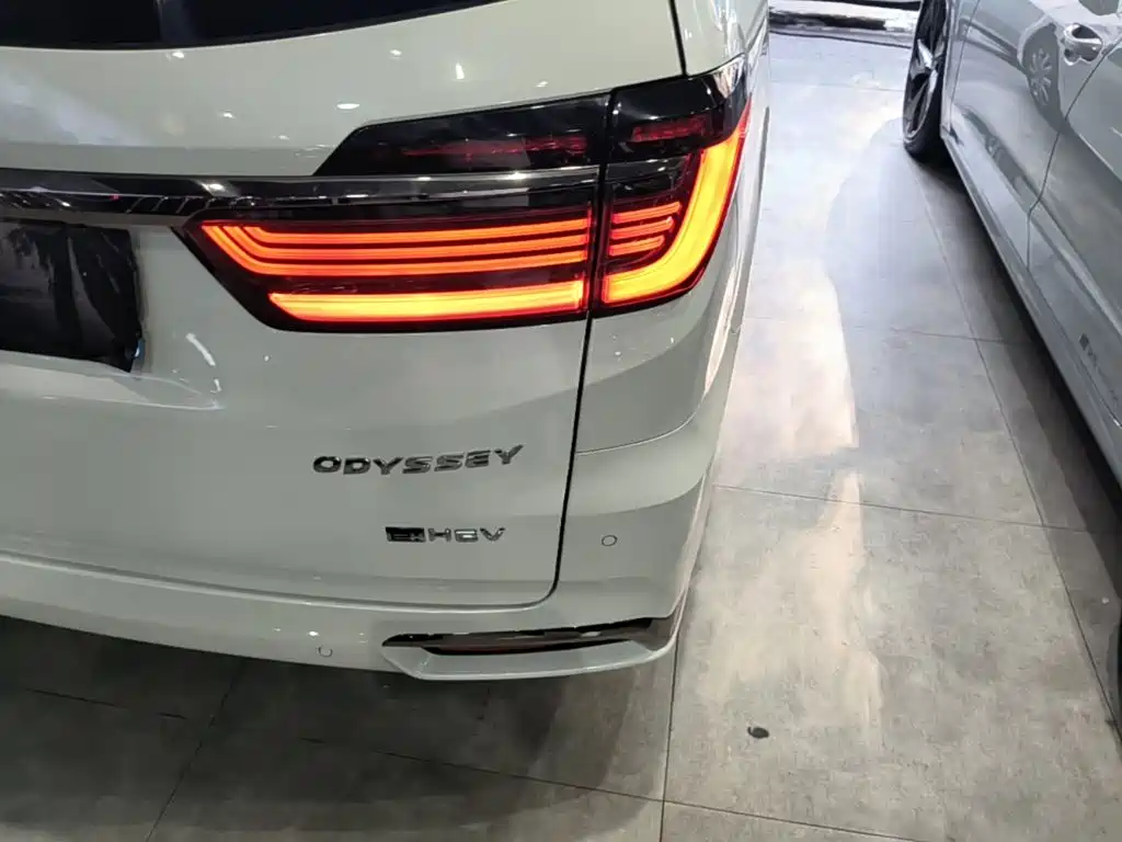Honda Odyssey — миниатюра 8