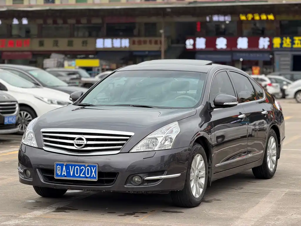 Купить Nissan Teana
