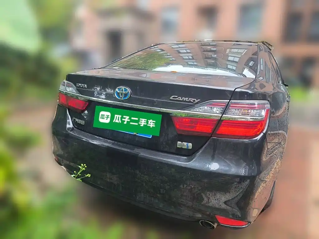 Toyota Camry — миниатюра 3