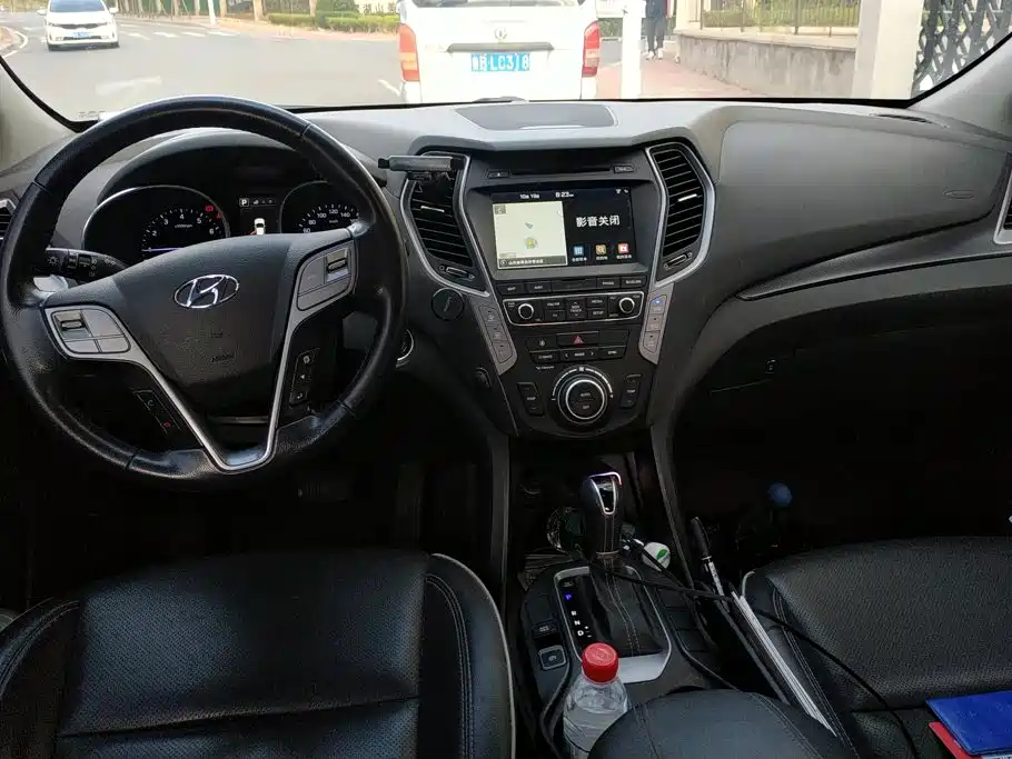 Hyundai Santa Fe — миниатюра 12