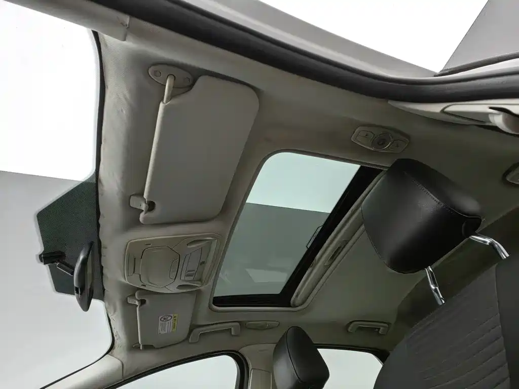 Ford Focus — миниатюра 14