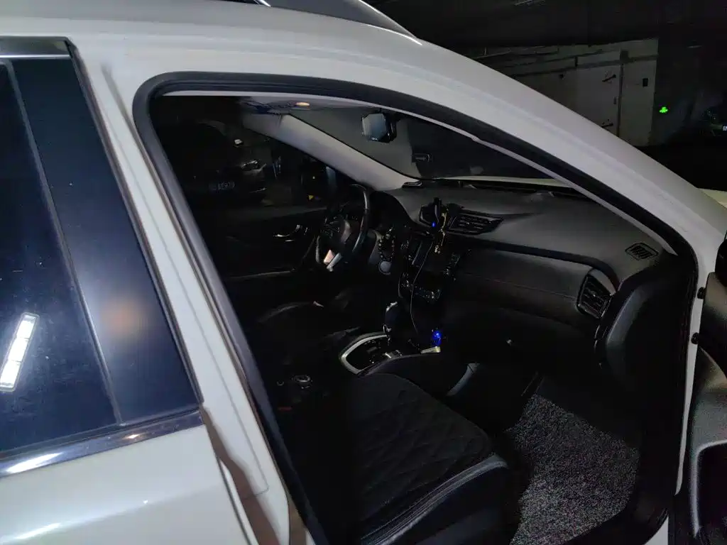 Nissan X-Trail — миниатюра 19