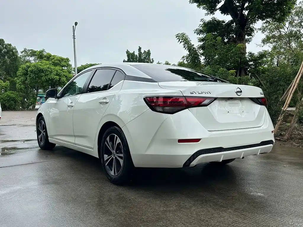 Nissan Sylphy — миниатюра 4