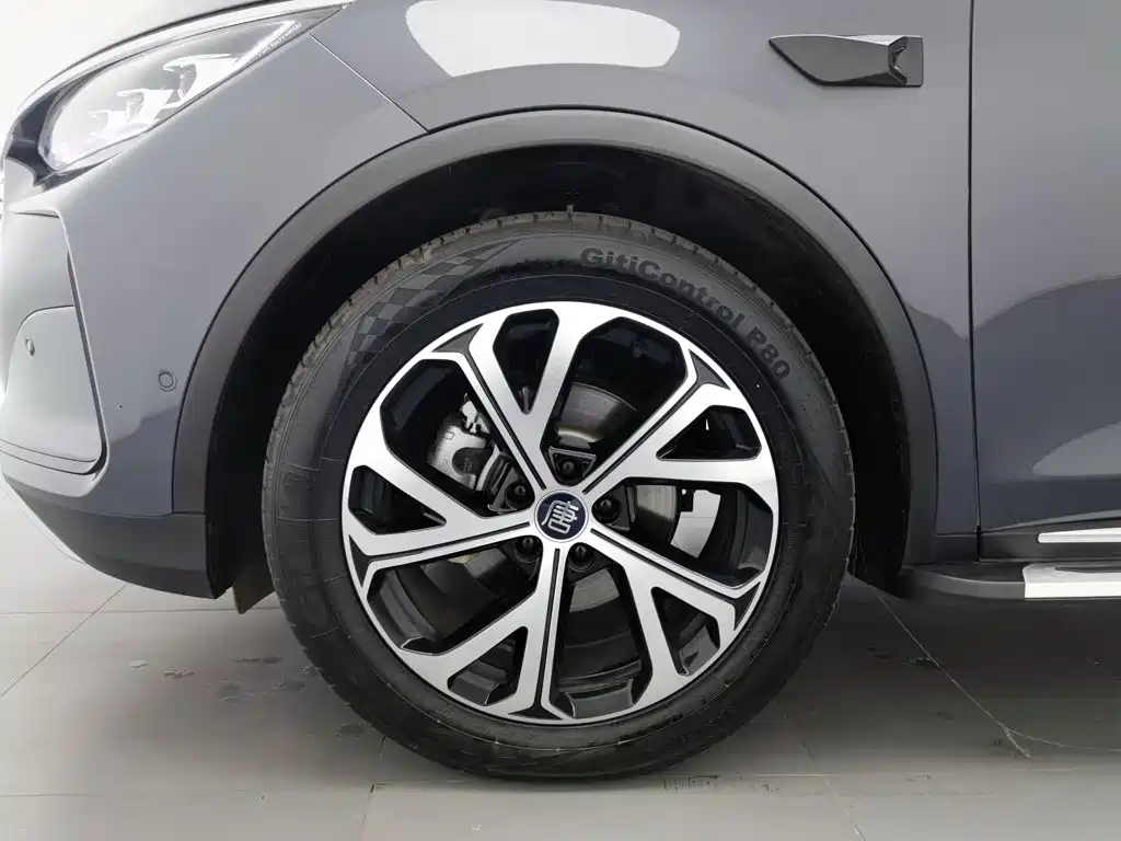 BYD Tang New Energy — миниатюра 17