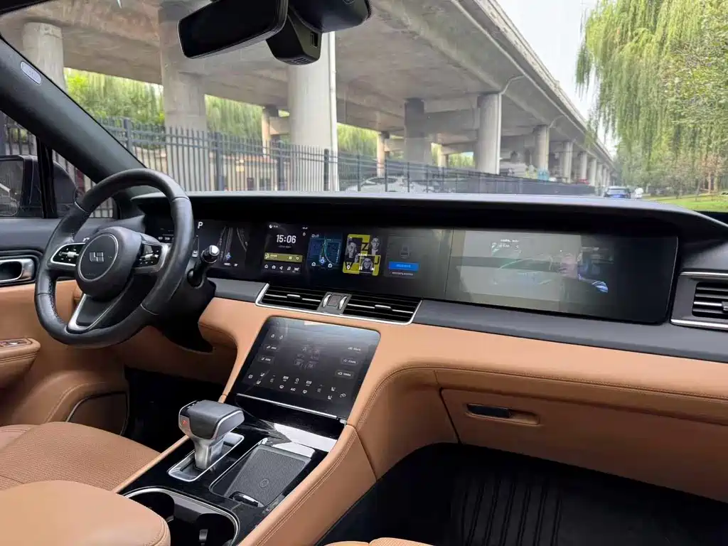 Li Auto Li ONE — миниатюра 12