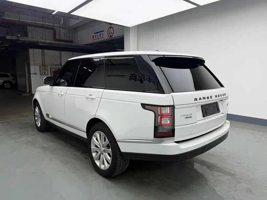 Land Rover Range Rover — миниатюра 6